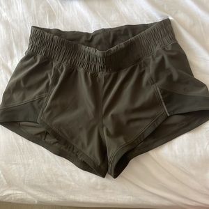 lululemon 2.5” Miles Ahead shorts